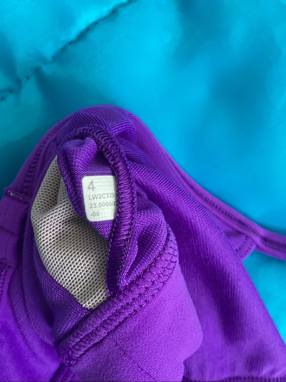Lululemon sports bra - Picture 4 of 5